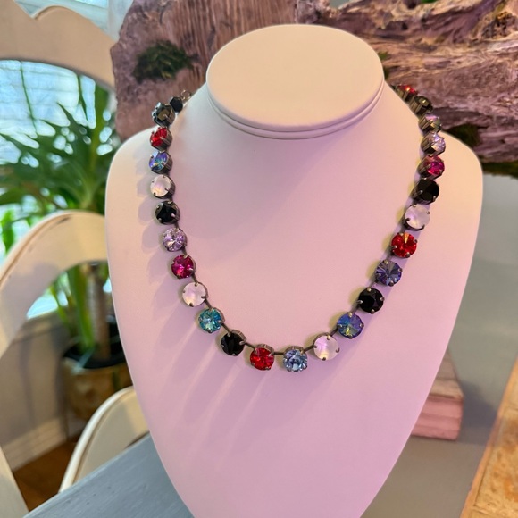 Sabika Crystal Winter 2016 Tennis Style Necklace - Picture 4 of 9